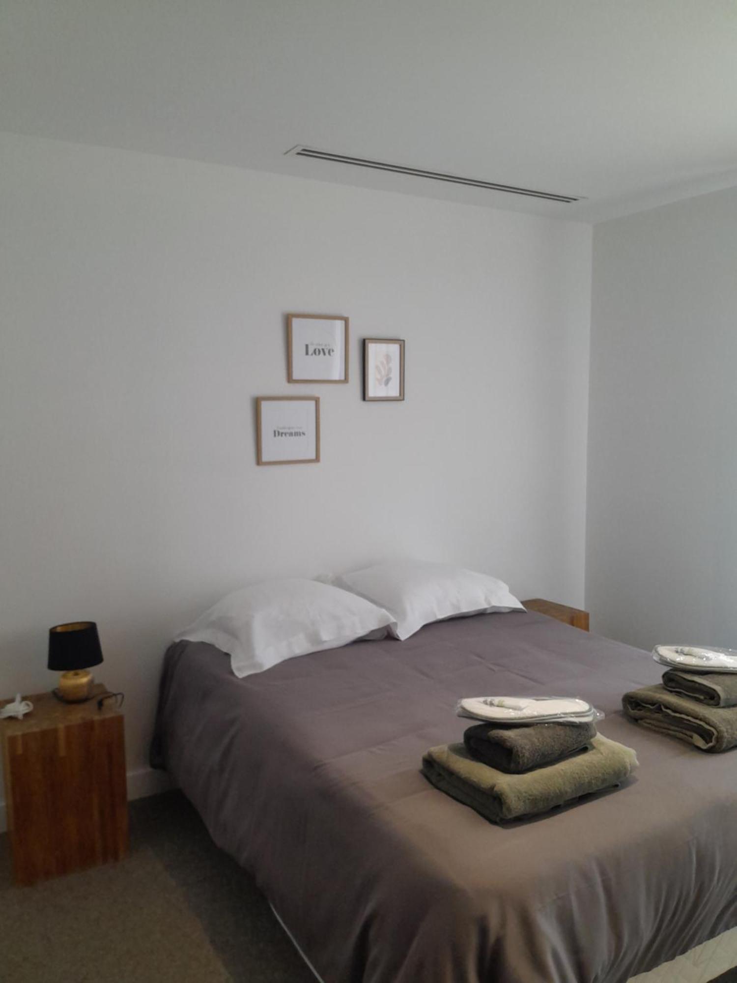 Bed and Breakfast Domaine Rampale Fuveau Екстер'єр фото