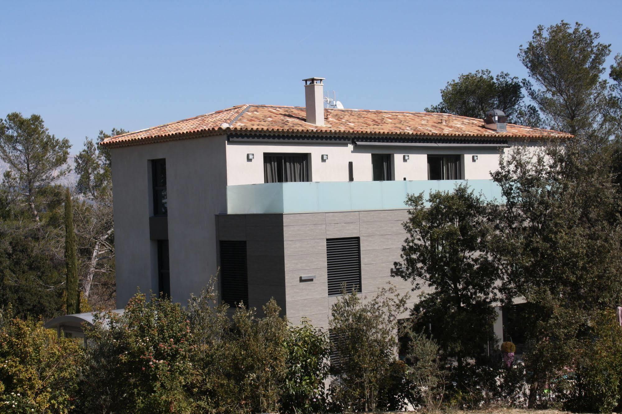 Bed and Breakfast Domaine Rampale Fuveau Екстер'єр фото