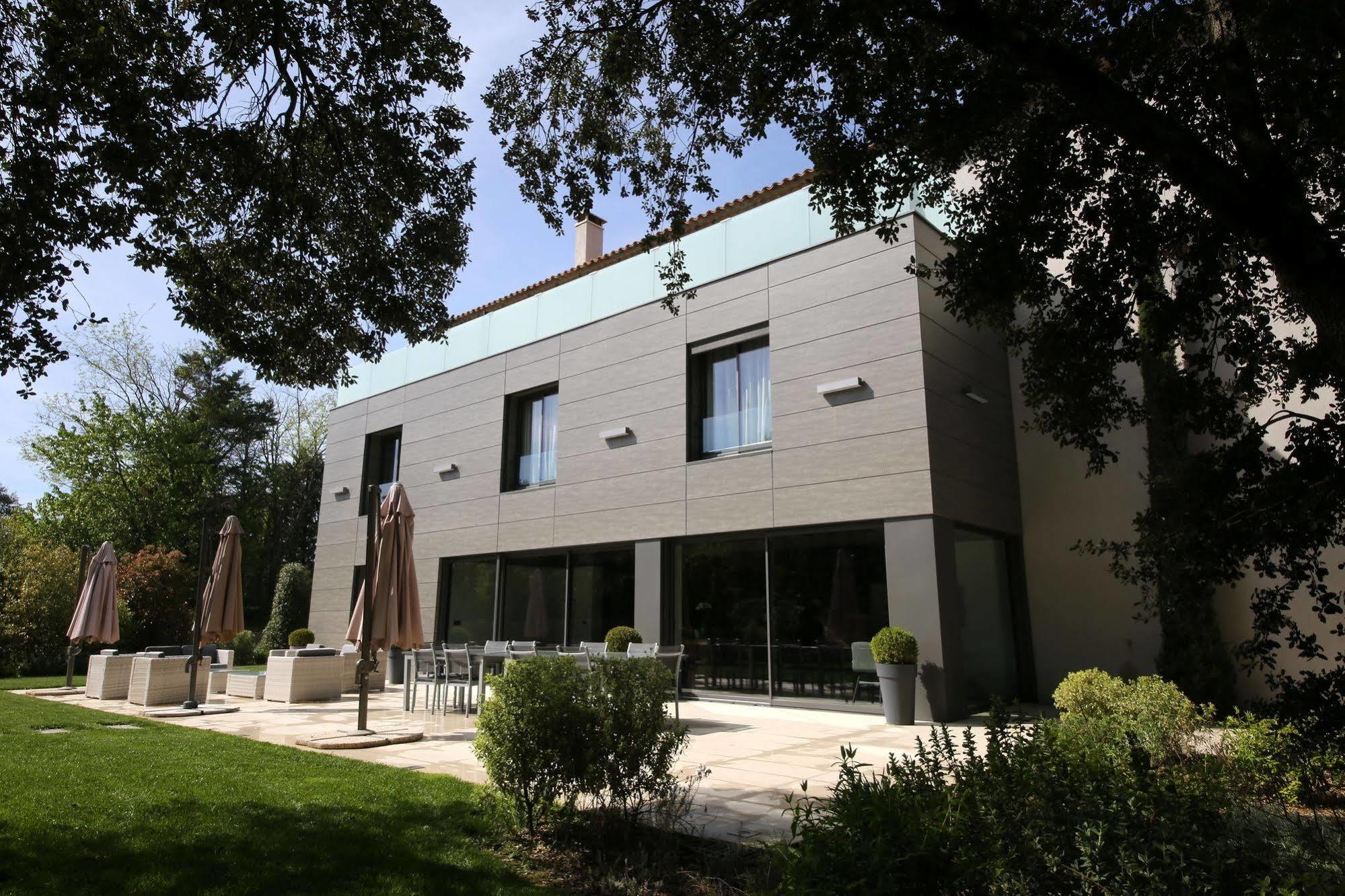 Bed and Breakfast Domaine Rampale Fuveau Екстер'єр фото