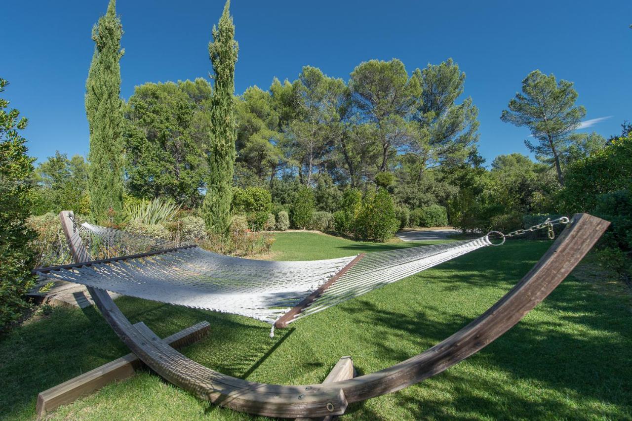 Bed and Breakfast Domaine Rampale Fuveau Екстер'єр фото