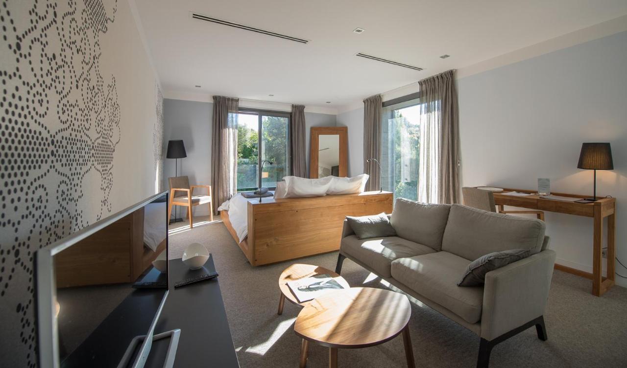 Bed and Breakfast Domaine Rampale Fuveau Екстер'єр фото