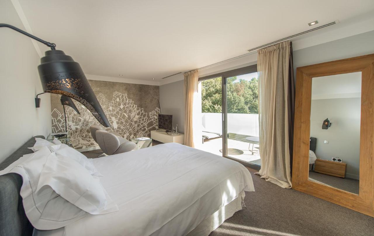 Bed and Breakfast Domaine Rampale Fuveau Екстер'єр фото